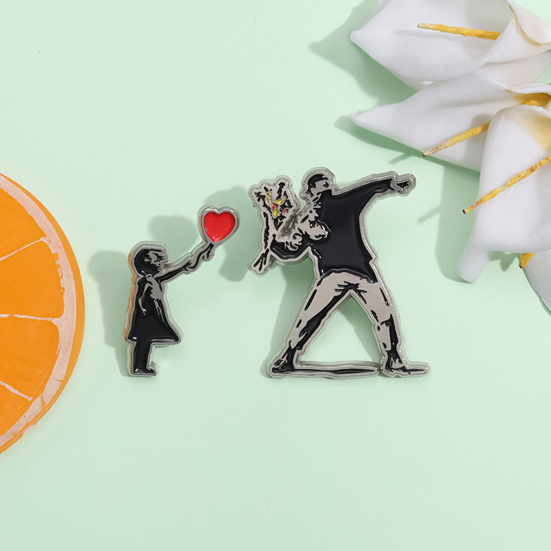 5 Styles Sculpture Enamel Pins - đánh giá và giá Sewing Labels