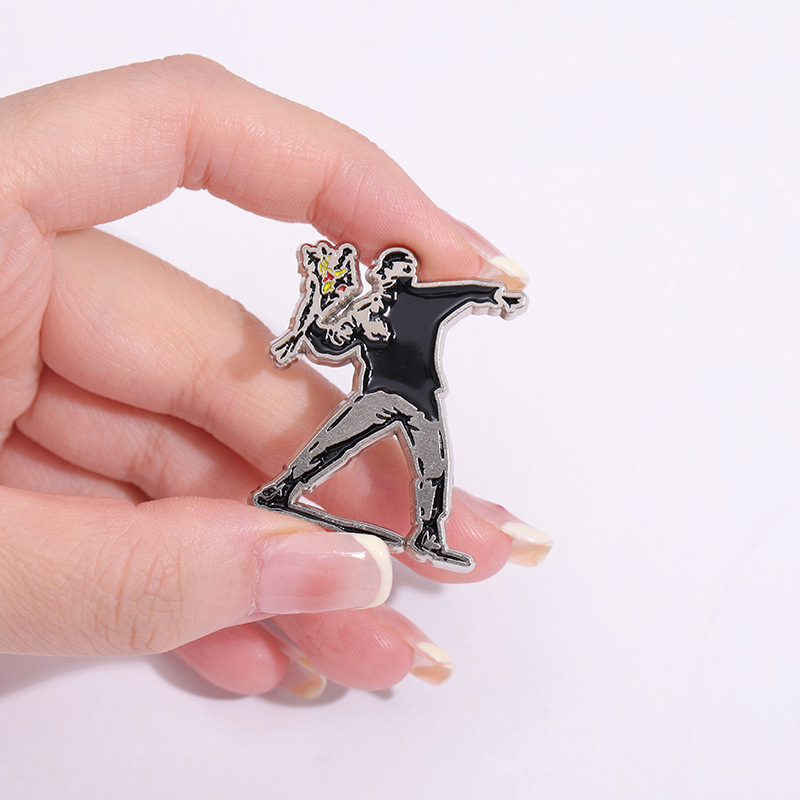 5 Styles Sculpture Enamel Pins - đánh giá và giá Sewing Labels